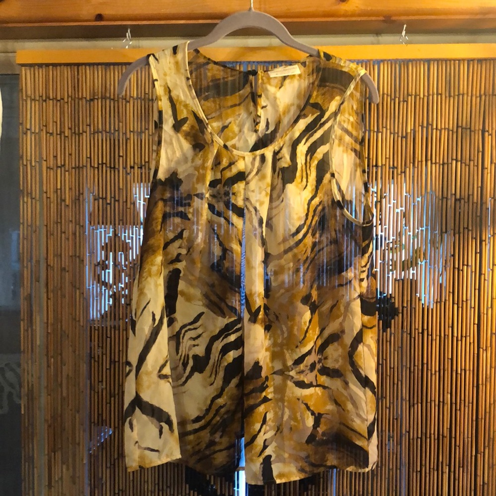 Ladies Bobbie Brooks extra large sheer animal print top